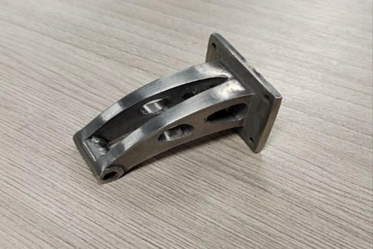 Кронштейны сложной формы для интерьера салона ЛА